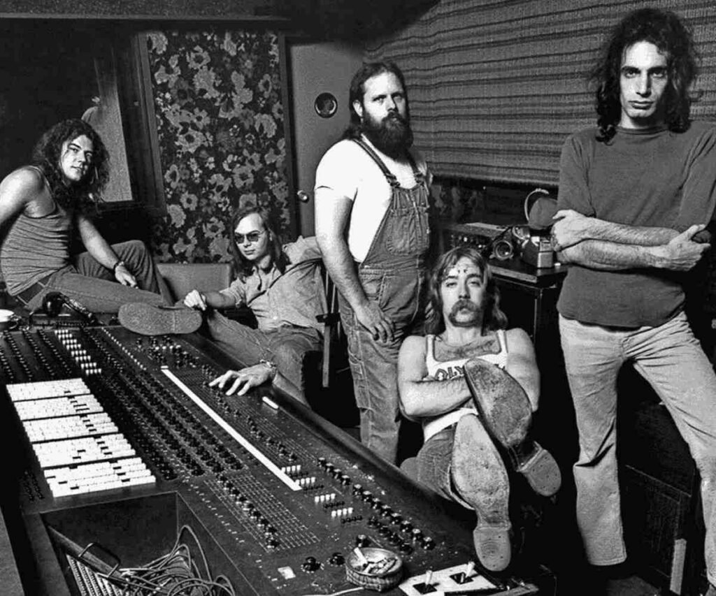 "No Rules, Just Magic: Inside Steely Dan’s Legendary Guitar Solos